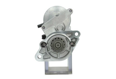 front view of A 12V Kubota starter motor for vehicles, comes with a power of 1.4kw and 13 teeth